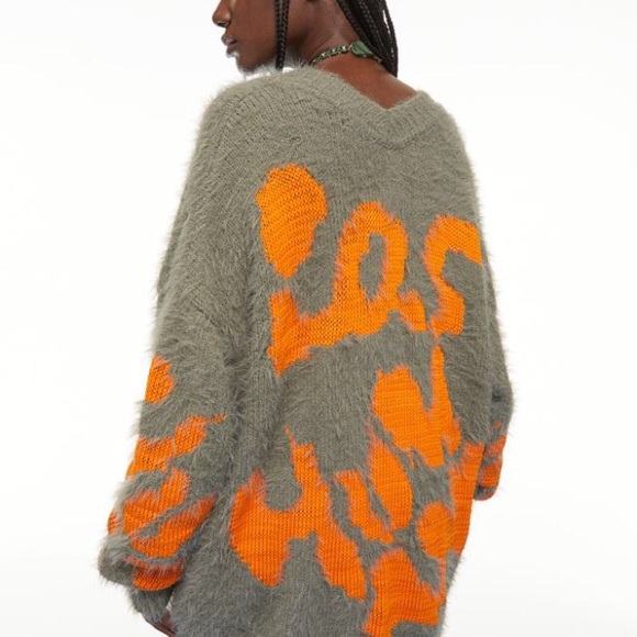 H&M Studio AW2021 Oversized Fluffy Sweater - Picture 2 of 5